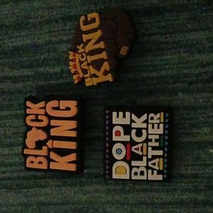 Black king croc charms